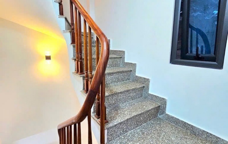 Bán nhà Xuân Đỉnh 30m, 5 tầng, mặt tiền 4.5, hiện đại, tặng fun nội thất!