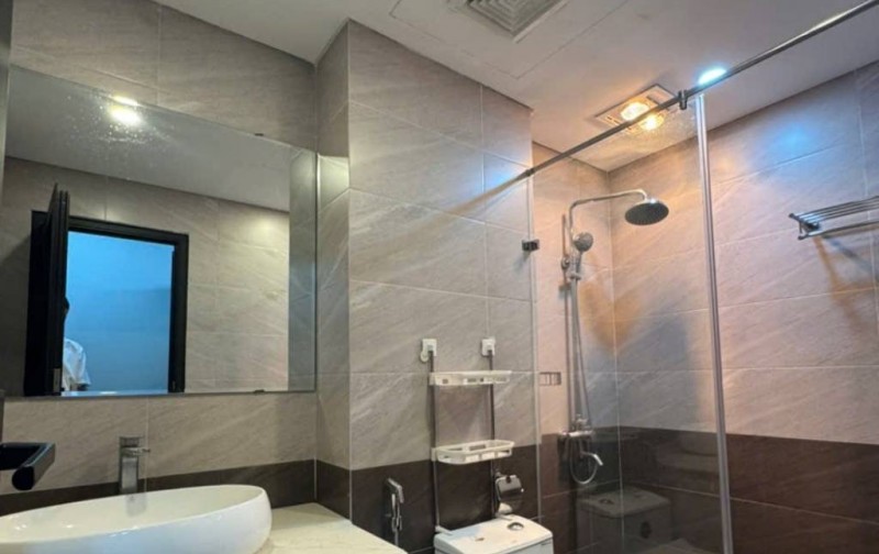 NHÀ _MỚI _ĐẸP _DÂN _XÂY_Ô TÔ ĐỖ CỬA_TẶNG FULL NỘI THẤT ĐẸP_ CHỈ CẦN XÁCH VALI VÀO Ở  