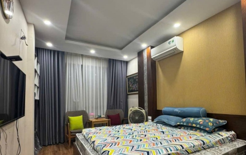 NHÀ _MỚI _ĐẸP _DÂN _XÂY_Ô TÔ ĐỖ CỬA_TẶNG FULL NỘI THẤT ĐẸP_ CHỈ CẦN XÁCH VALI VÀO Ở  