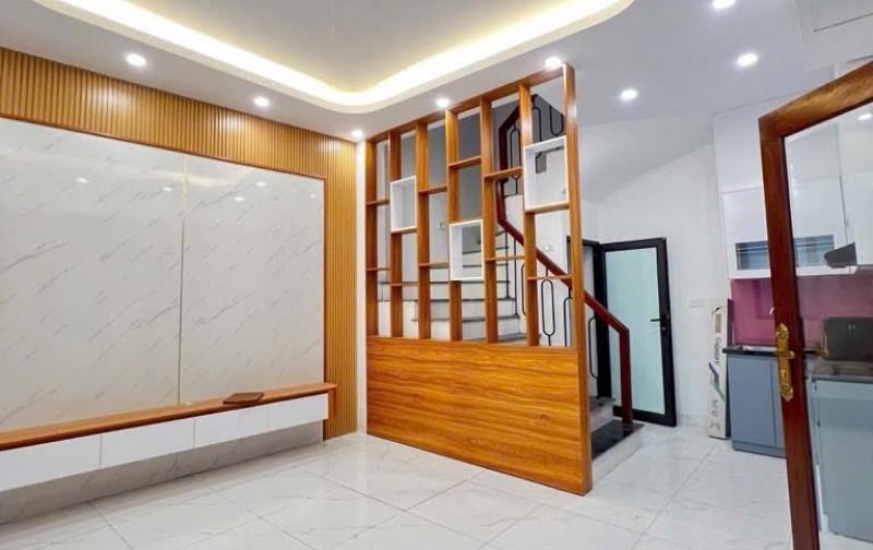 Bán nhà Xuân Đỉnh 35m, 5 tầng. Mặt tiền 6,7m, đường vào 3m cực hiếm!
