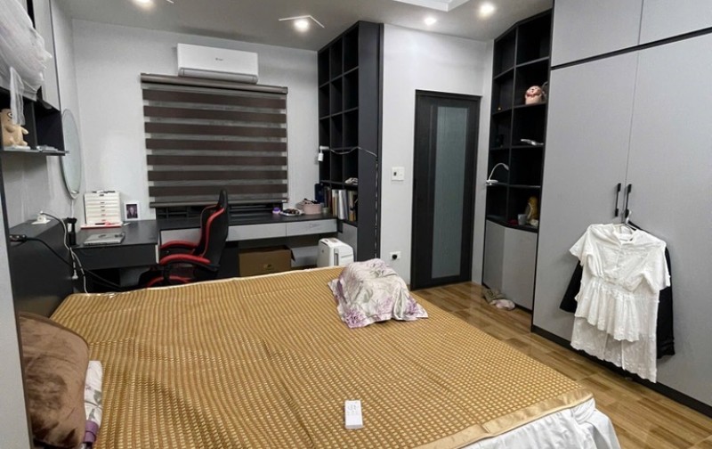 Ô TÔ ĐỖ CỔNG _NHÀ ĐẸP Ở LUÔN l_ 4 tang x35_KHU VỰC PHÁT TRIỂN