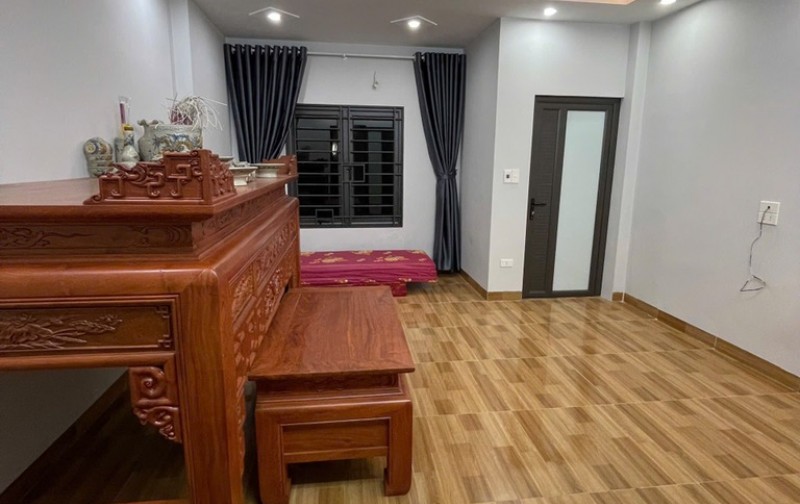 Ô TÔ ĐỖ CỔNG _NHÀ ĐẸP Ở LUÔN l_ 4 tang x35_KHU VỰC PHÁT TRIỂN