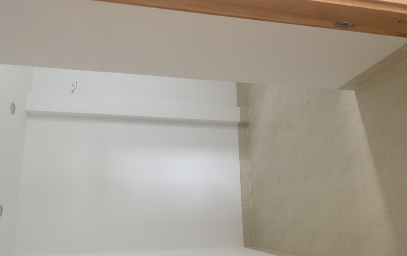 BÁN NHÀ MẶT TIỀN - TT CẦN ĐƯỚC - FULL NỘI THẤT