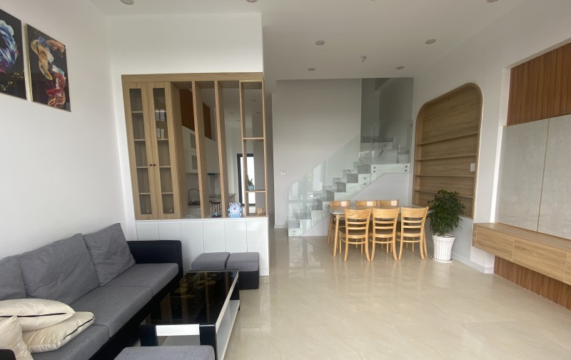 BÁN NHÀ MẶT TIỀN - TT CẦN ĐƯỚC - FULL NỘI THẤT