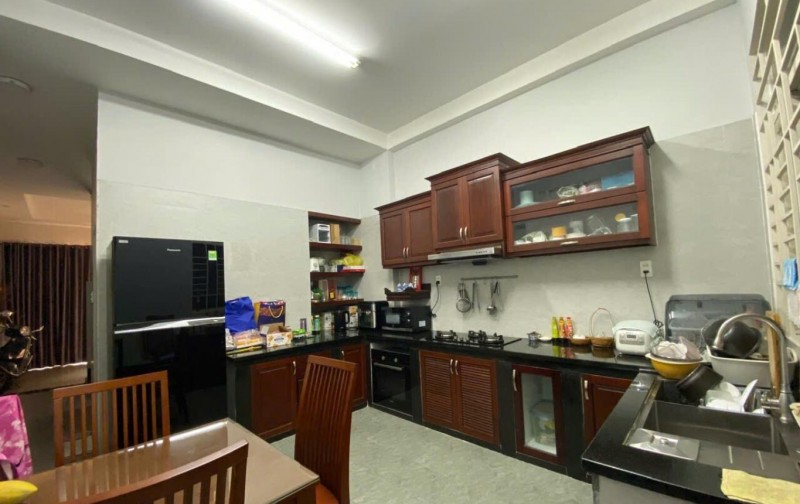 Nguyễn Súy, Tân Quý, 65m2 (4,5x17) 3 Tầng, Khu Vực Mua Bán Sầm Uất Sát Chợ Tân Hương, Ngay Aeon Tân Phú, Hẻm xe Hơi - Nhỉnh 7 Tỷ Còn TL