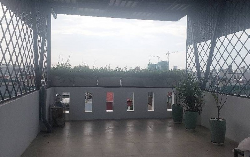 Bán căn nhà hoa hậu phố trạm