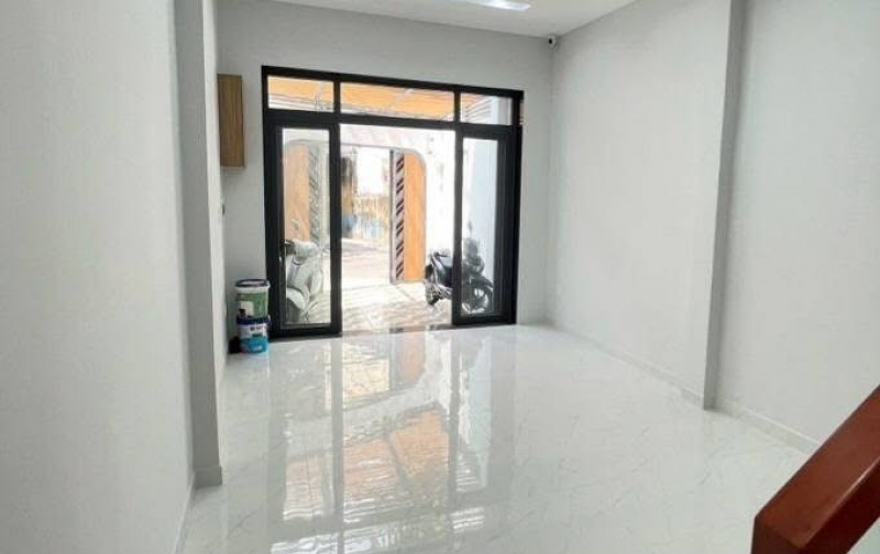 BÁN NHÀ TRỊNH ĐÌNH TRỌNG - GIÁP QUẬN 11 - 100M2 (4.2X22) NỞ HẬU 4.8M - HẺM ÔTÔ ĐƯỜNG NHỰA 6M THÔNG - 3 TẦNG MỚI ĐẸP - GIÁ 10 TỶ 6 TL