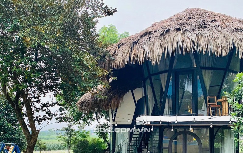 Chính chủ cần bán khu nghỉ dưỡng hơn 2000m² Ba Vì thiết kế hiện đại, view thoáng đẹp.