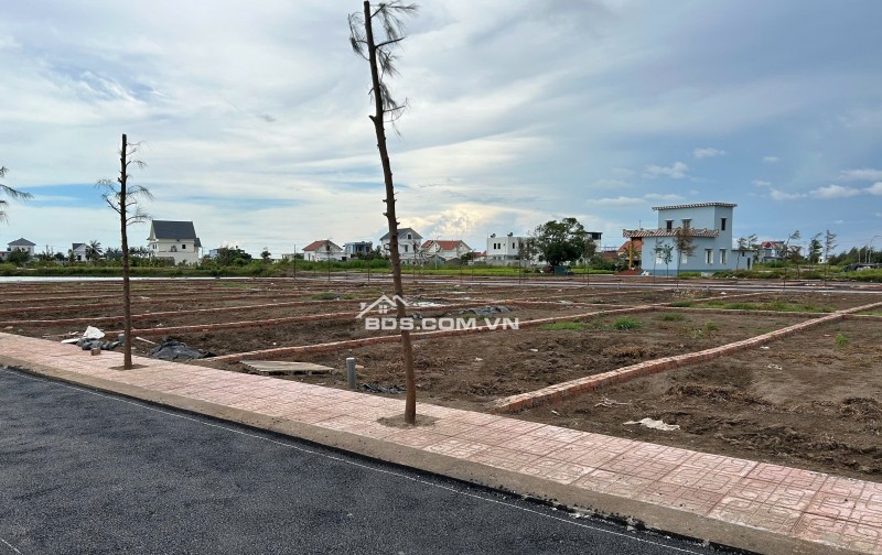 chính chủ cần bán cắt lỗ lấy tiền cho con đi du học