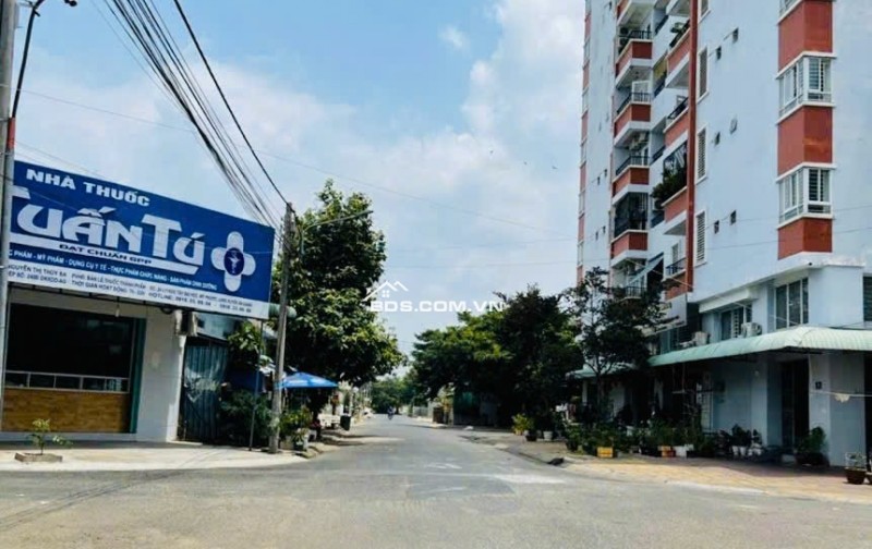 Bán nhanh đất và nhà đẹp, vị trí đẹp tại phường Mỹ Phước, TP Long Xuyên, An Giang