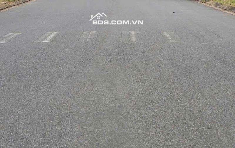 Bán đất 2 mặt tiền ngay ngã tư ở Hoà Xuân, Q.Cẩm Lệ, TP. Đà Nẵng