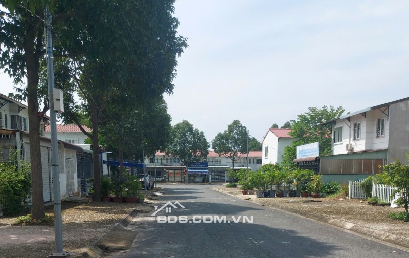 Nhà đã hoàn thiện, hoàn công, hạ tầng đầy đủ, chỉ cần dọn vào ở ngay