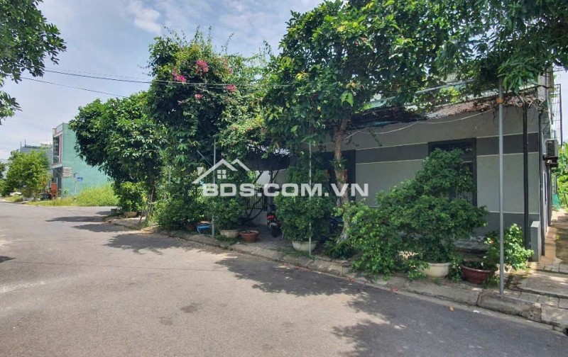 Bán nhà vị trí đẹp ở khu Nam Hoà Xuân, Q.Ngũ Hành Sơn, TP. Đà Nẵng
