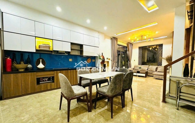 Nhanh tay sỡ hữu ngay nhà đẹp giá rẻ gần biển, Q.Hải Châu, TP. Đà Nẵng