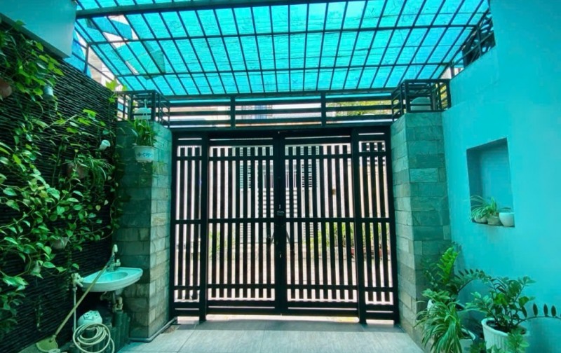 SƠN KỲ - TÂN PHÚ - HẺM XE TẢI NGỦ TRONG NHÀ - 68M2 (4x17) 3 TẦNG SÂN THƯỢNG - VỊ TRÍ VIP KINH DOANH SẦM UẤT - CHỈ 7,6 TỶ CÒN TL