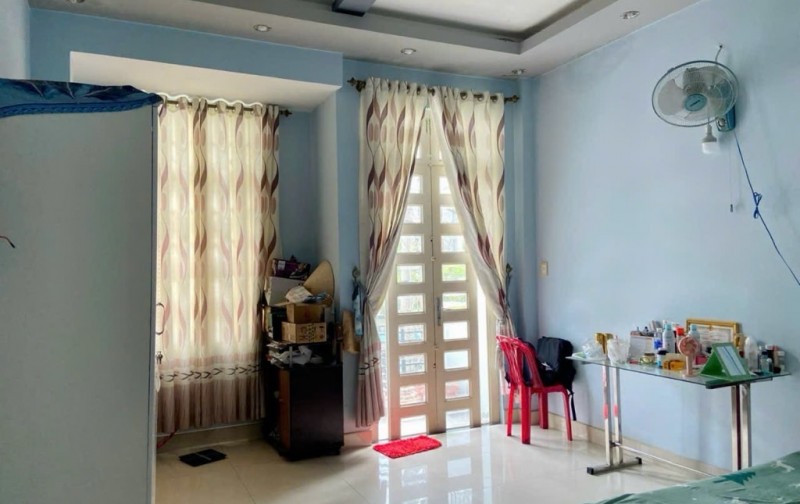 SƠN KỲ - TÂN PHÚ - HẺM XE TẢI NGỦ TRONG NHÀ - 68M2 (4x17) 3 TẦNG SÂN THƯỢNG - VỊ TRÍ VIP KINH DOANH SẦM UẤT - CHỈ 7,6 TỶ CÒN TL