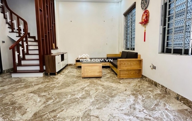 Siêu Hiếm Nhà Phố Nguyễn Sơn 5 Tầng Full Nội Thất Giá Nhỉnh 8 Tỷ