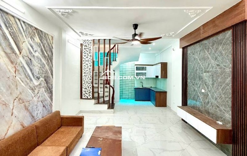 Bán nhà 40m2 Quận Thanh Xuân- Gần hồ, trường, chợ- Xách vali về ở ngay
