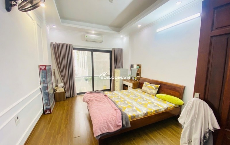 Siêu phẩm nhà mới- Cách hồ Khương Hạ 20m- 2 ô tô tránh- Gần trường - Ở ngay- 38m2