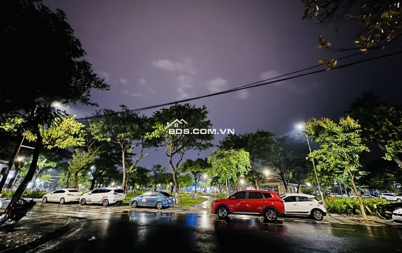 ► Nhà Mai Lão Bạng, gần Bạch Đằng, 108m2, ngang 5.5m, 3 mê mới tinh, Hiện Đại, Nội Thất Ngoại, 6.37 tỷ