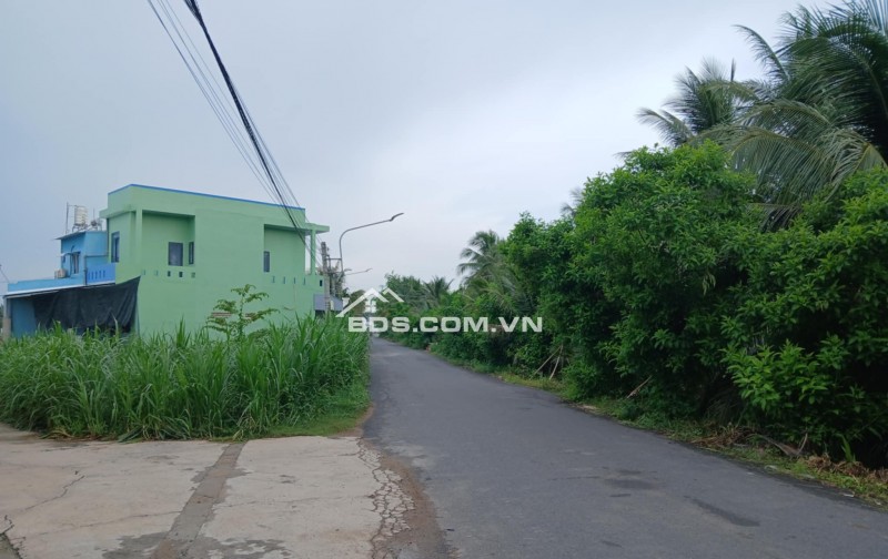 LÔ ĐẤT GÓC - VI TRÍ ĐẮC ĐỊA. Rộng 275m2 MẶT TIỀN 90E Mỹ Lương, Mỹ Phong.