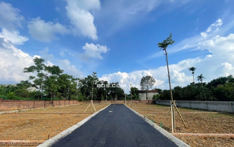 BÁN ĐẤT KHU NHÀ GIÀU TRẠI HỒ – CỔ ĐÔNG, SƠN TÂY – VỊ TRÍ 2 MẶT TIỀN CỰC ĐẸP – GIÁ F0 CỰC SỐC