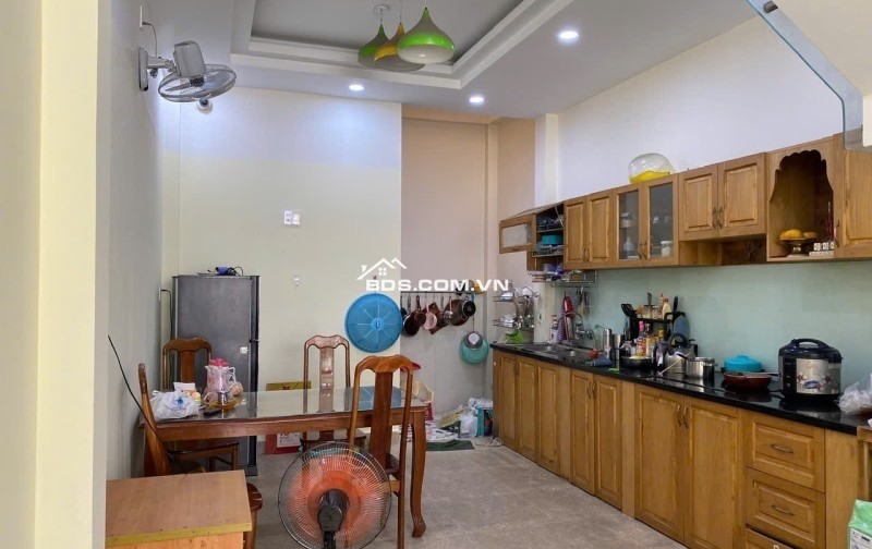 BÁN NHÀ ĐẸP 4 TẦNG HẺM XE HƠI - KHU VIP LINH TRUNG THỦ ĐỨC. GẤP BÁN- GIÁ CHỈ 5.9 TỶ SAU NHIỀU LẦN GIẢM CHÀO