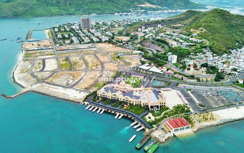 Vin Phú Quý (Nha Trang) : Điểm Đến Bờ Biển Độc Quyền