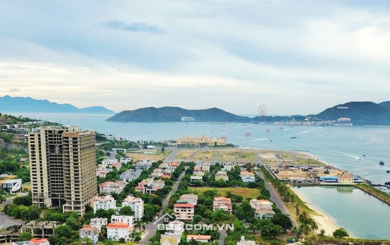 Vin Phú Quý (Nha Trang) : Điểm Đến Bờ Biển Độc Quyền