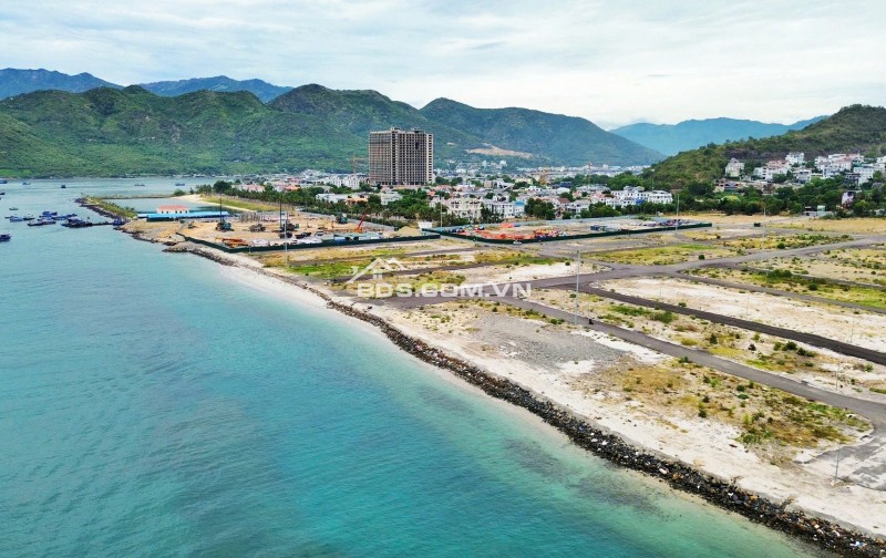 Vin Phú Quý (Nha Trang) : Điểm Đến Bờ Biển Độc Quyền