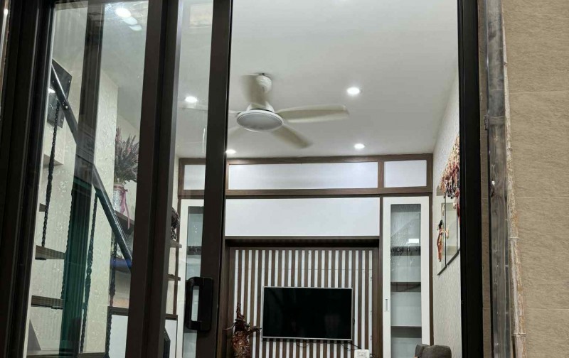 Bán nhà ngõ số 8 Hàng Thùng, 5m ra Phố Hàng Thùng - 8 tỷ (có thương lượng)