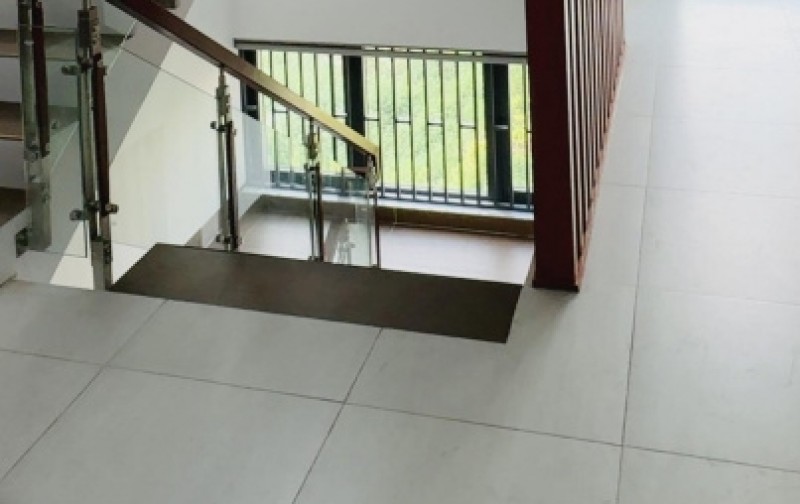 Nhà đẹp, mới tinh khu phố tây đường Quốc Hương Thảo Điền - 4 lầu, xây mới