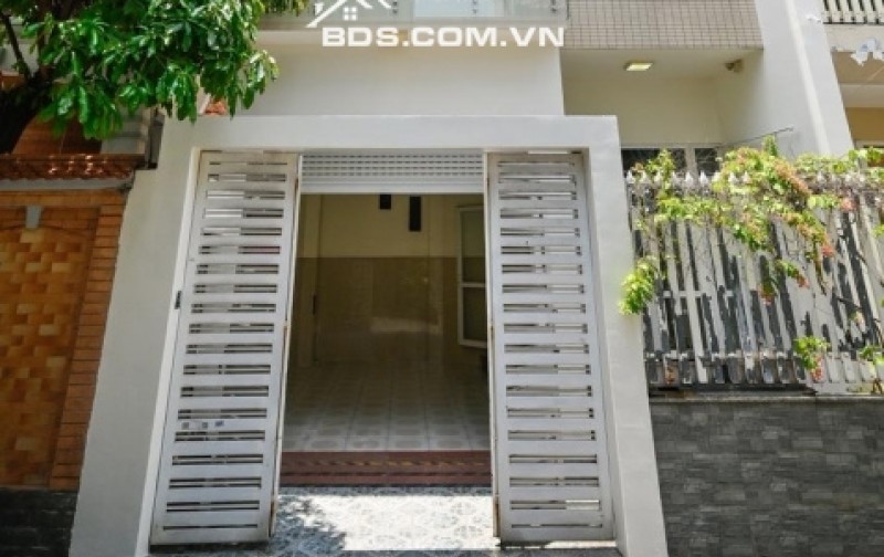 Bán nhà hẻm ô tô, F.17, Lê Đức Thọ, Gò Vấp có  Gara ô tô 4PN nội thất cao cấp
