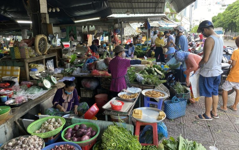 ĐÁO HẠN NGÂN HÀNG BÁN 1001M2 ĐẤT SHR NGAY KCN ĐANG HOẠT ĐỘNG. GIÁ 180TR
