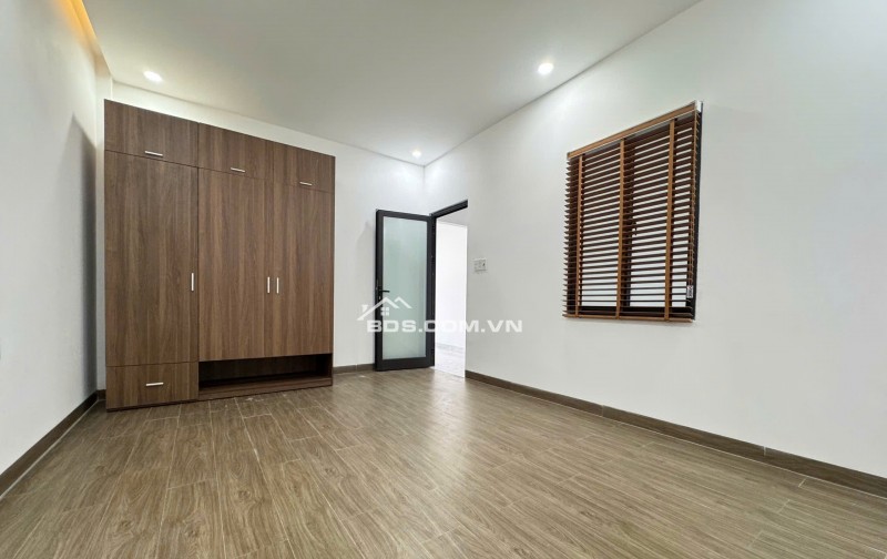 BÁN NHÀ 3 TẦNG MẶT TIỀN NGUYỄN ĐỨC AN – GẦN BIỂN, KHU DÂN TRÍ CAO – CHỈ VIỆC VÀO Ở!