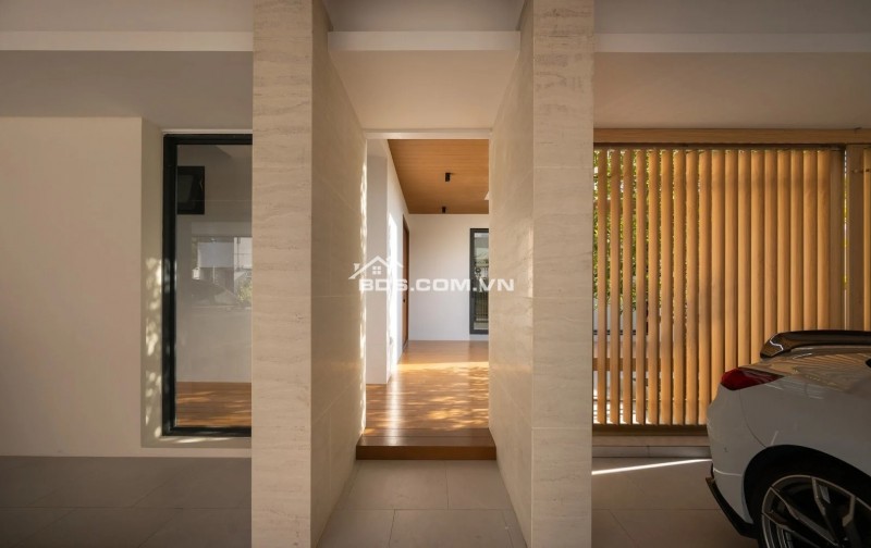 Bán biệt phủ 1 sổ 1 chủ đẳng cấp - MP Lý Thường Kiệt - Hàng Bài - 550m2 - 485 tỷ