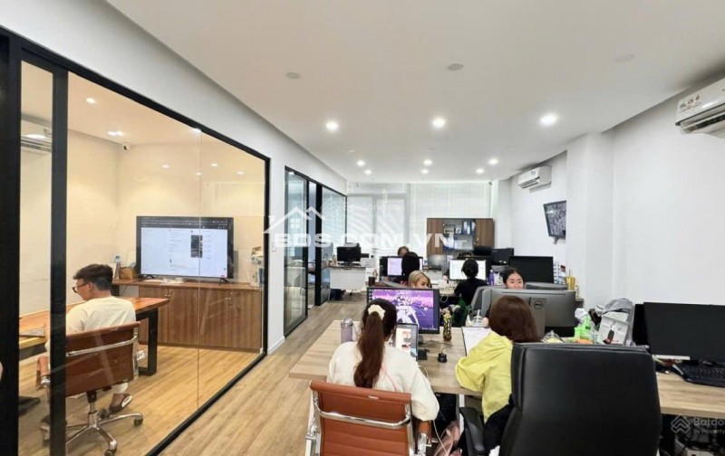 Toà nhà văn phòng đẹp, thang máy HXH Huỳnh Văn Bánh, Phú Nhuận. 420m2 sàn, giá 21,3 tỷ