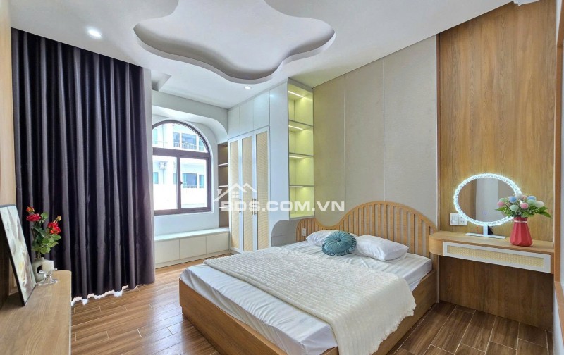 VILLA MINI 4 TẦNG – HỒ BƠI – SÁT BIỂN PHẠM VĂN ĐỒNG