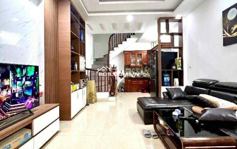 BÁN NHÀ TRIỀU KHÚC - DÂN XÂY - NỘI THẤT ĐẸP - 30M2 6.8 TỶ CÓ THƯƠNG LƯỢNG