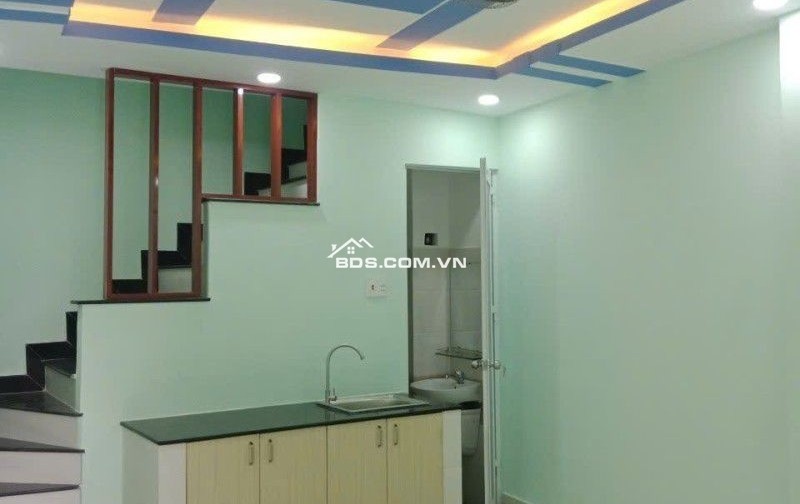ĐƯỜNG PHAN ĐÌNH PHÙNG - PHÚ NHUẬN - HẺM Ô TÔ - SÁT QUẬN 1 - KẾ BÊN PHAN XÍCH LONG - 30M2 - 4 TẦNG BTCT - SỔ VUÔNG - NHÀ MỚI VÀO Ở NGAY - GIÁ 3.2 TỶ