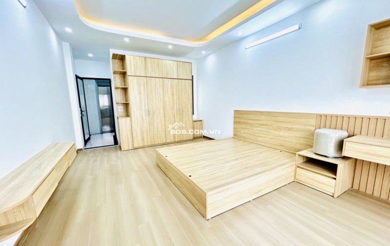  NHÀ ĐẸP TRUNG TÂM THẠCH BÀN – Ô TÔ QUA NHÀ – NGÕ THÔNG – Ở NGAY – GIÁ TỐT