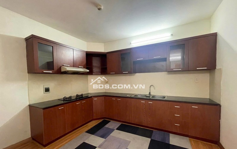Chung cư Bàu cát,p10,Tân BÌnh:97m2, 3p ngủ,2wc,NT,11,5tr/th