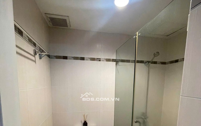 Chung cư Bàu cát,p10,Tân BÌnh:97m2, 3p ngủ,2wc,NT,11,5tr/th