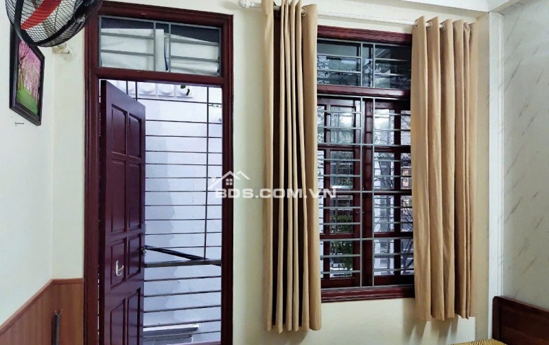 Chung cư đường sắt, 590 CMT8, P11, Q3: 1p ngủ, ban công, 50m2, 6tr5/th