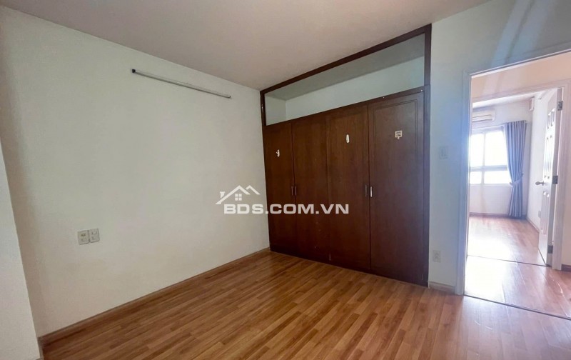 Chung cư Bàu cát,p10,Tân BÌnh:97m2, 3p ngủ,2wc,NT,11,5tr/th