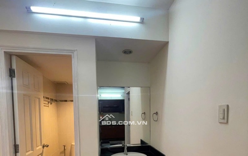 Chung cư Bàu cát,p10,Tân BÌnh:97m2, 3p ngủ,2wc,NT,11,5tr/th