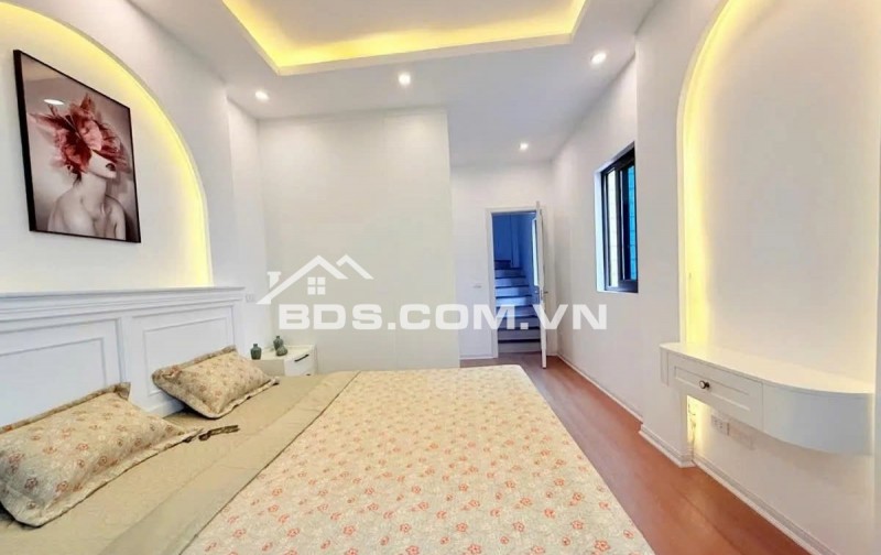 Bán nhà riêng tại Đường Xuân Đỉnh, Bắc Từ Liêm, Hà Nội, 9,6 tỷ, 32 m2 Hot!
