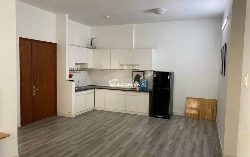 Chung cư Ngô Gia Tự, Hòa Hảo, Q10, 2PN, WC, 70m2, 10tr/tháng.