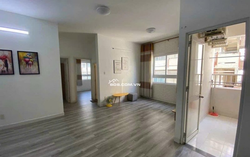Chung cư Ngô Gia Tự, Hòa Hảo, Q10, 2PN, WC, 70m2, 10tr/tháng.