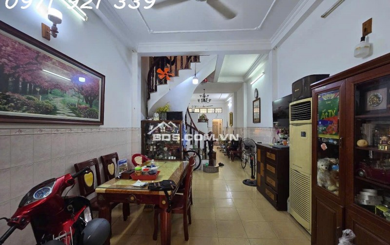 CĂN NHÀ 3 TẦNG 5 PHÒNG NGỦ QUẬN 8 - GIÁ HỜ 7.8 TỶ - VỊ TRÍ VÀNG NGÕ NGUYỄN CHẾ NGHĨA!